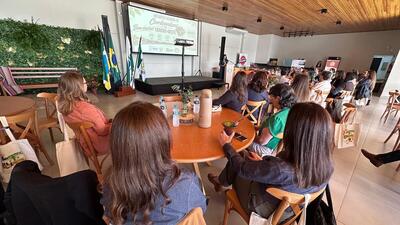 Laranjeiras do sul sedia seu 1º Encontro Regional de Coordenadoras da Comissão de Mulheres da Faep